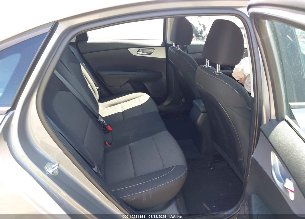 2024 KIA FORTE VIN: 3KPF24AD6RE759558