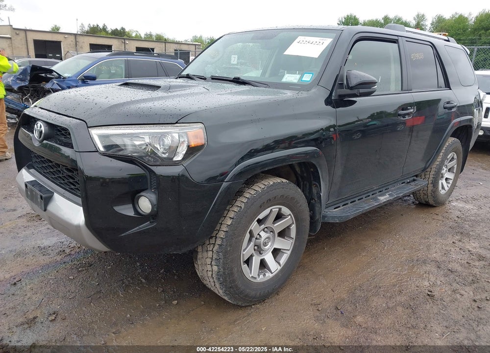 2014 TOYOTA 4RUNNER TRAIL PREMIUM VIN: JTEBU5JRXE5177958