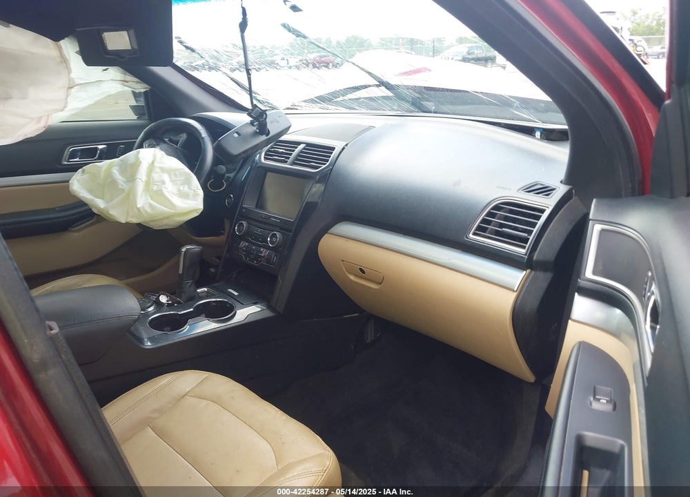 2016 FORD EXPLORER VIN: 1FM5K8D82GGB01729