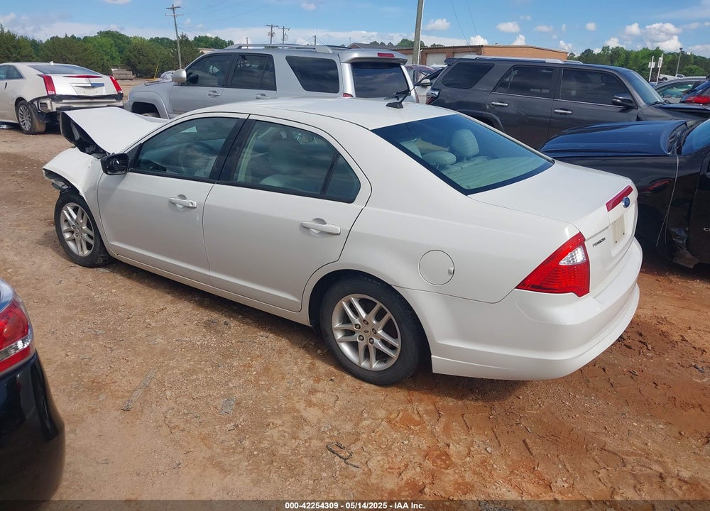2011 FORD FUSION VIN: 3FAHP0GAXBR268804
