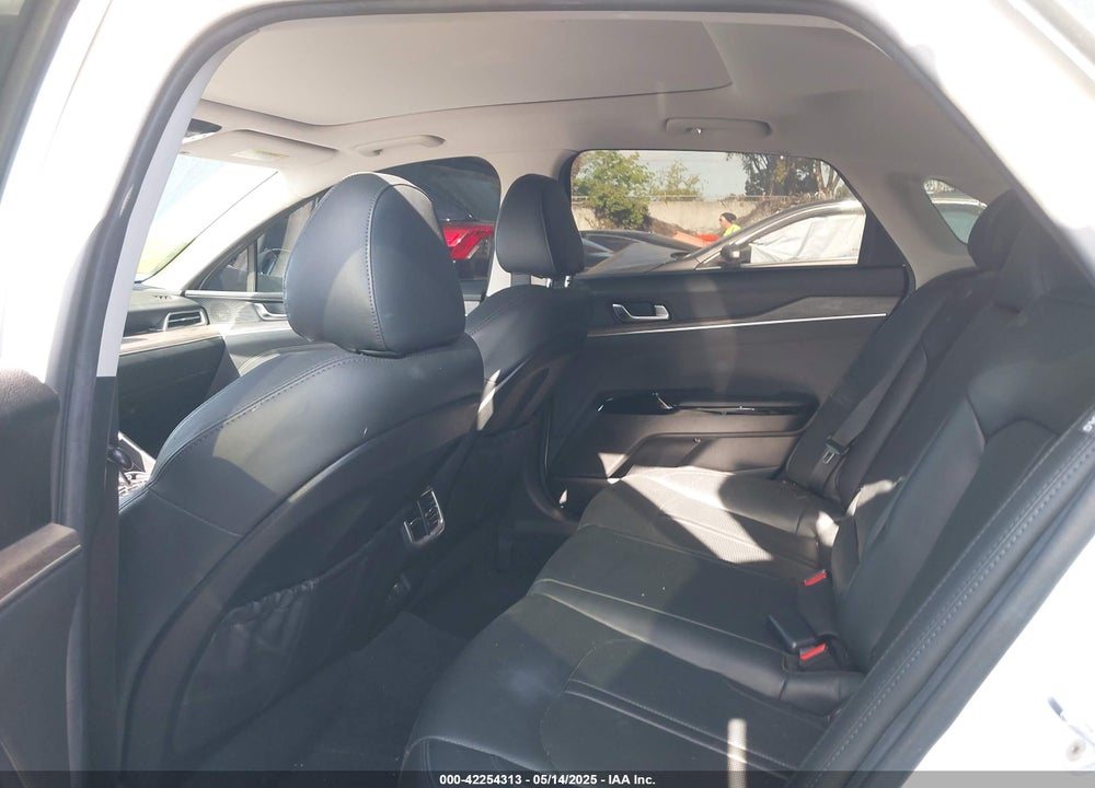 2022 KIA K5 VIN: 5XXG34J2XNG143797