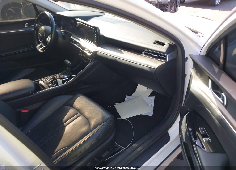 2022 KIA K5 VIN: 5XXG34J2XNG143797