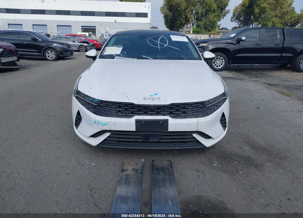 2022 KIA K5 VIN: 5XXG34J2XNG143797