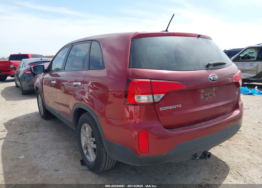 2015 KIA SORENTO VIN: 5XYKT3A65FG626800