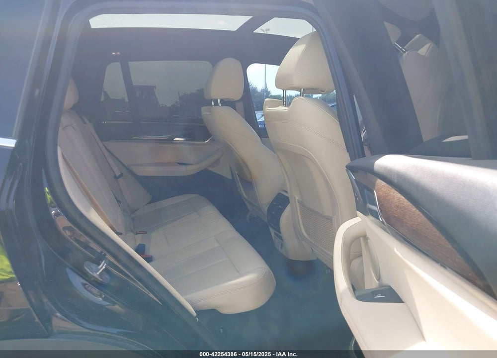 2019 BMW X3 VIN: 5UXTR7C54KLF24757