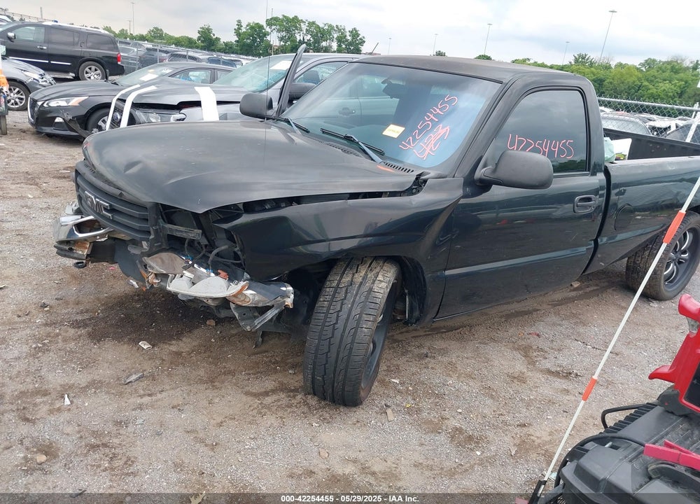 2003 GMC SIERRA 1500 WORK TRUCK VIN: 1GTEC14V03Z250265