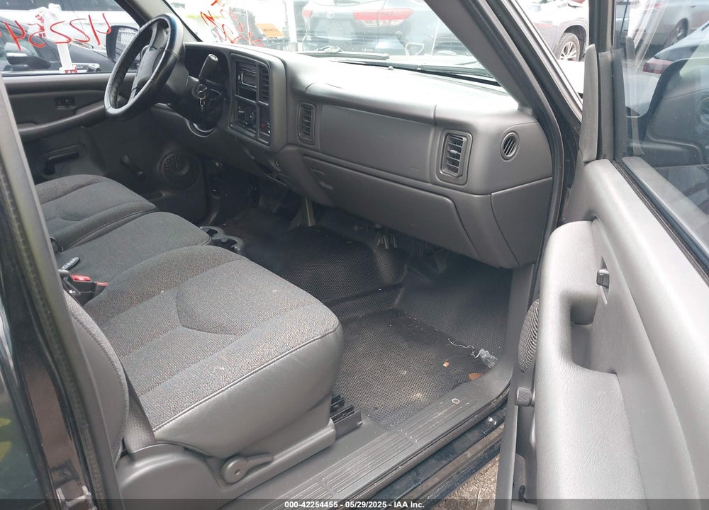 2003 GMC SIERRA 1500 WORK TRUCK VIN: 1GTEC14V03Z250265