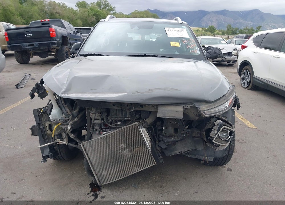 2022 HYUNDAI VENUE VIN: KMHRC8A38NU132294