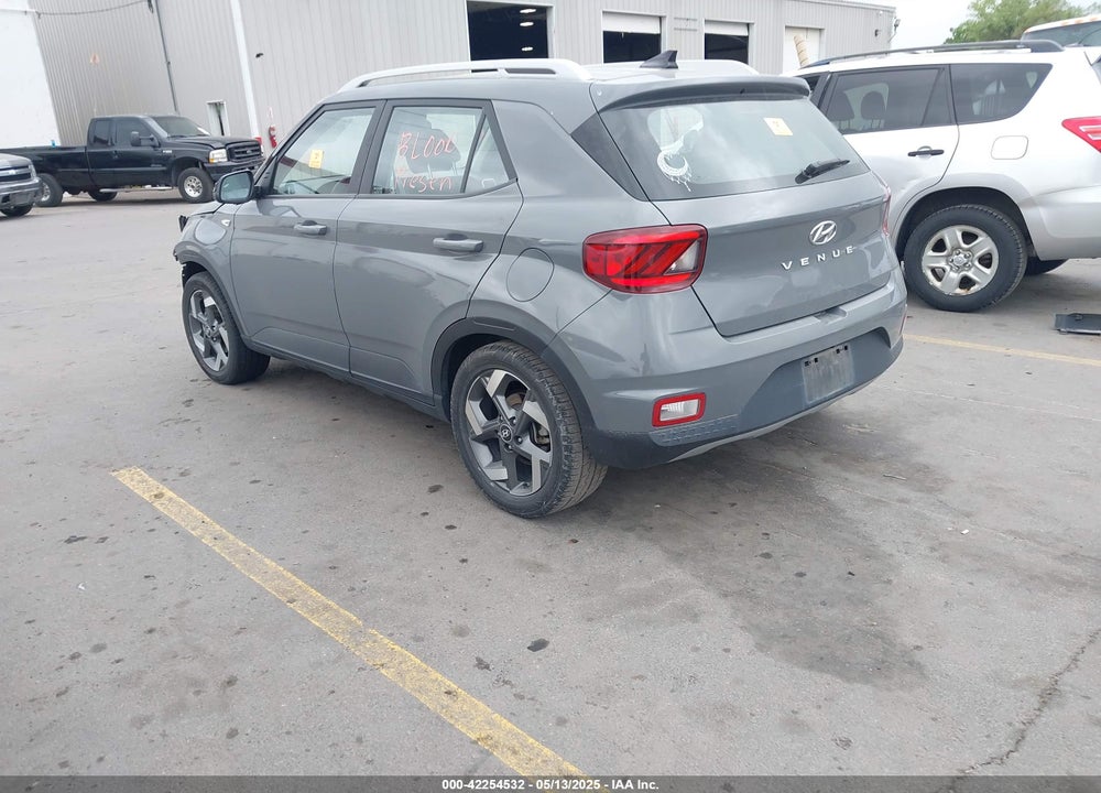 2022 HYUNDAI VENUE VIN: KMHRC8A38NU132294