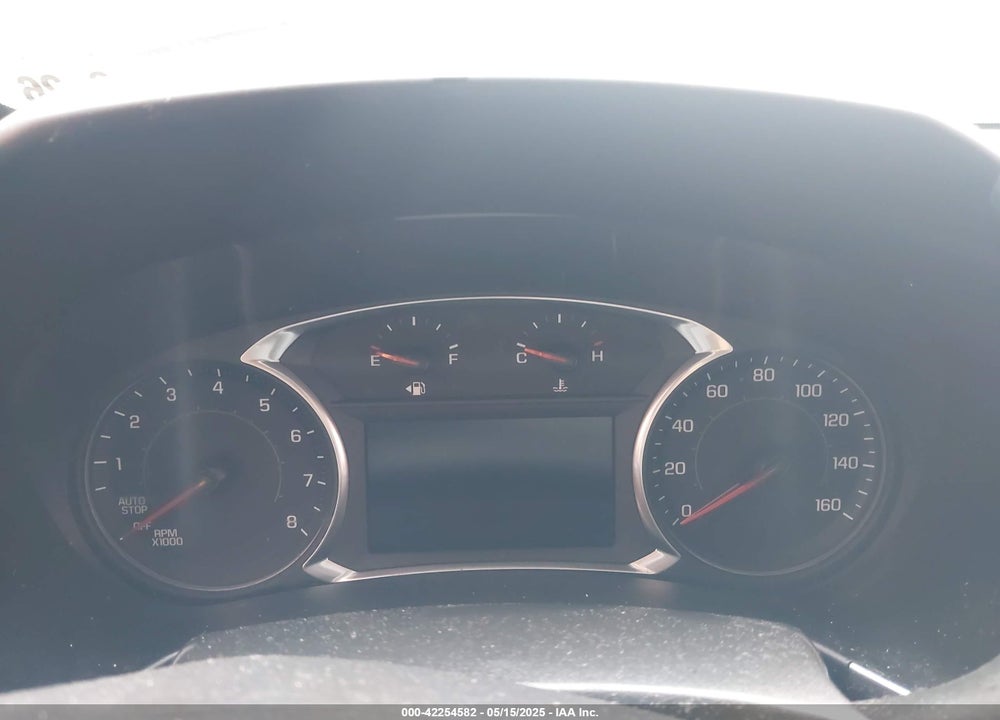 2021 CHEVROLET EQUINOX VIN: 2GNAXUEV8M6136585