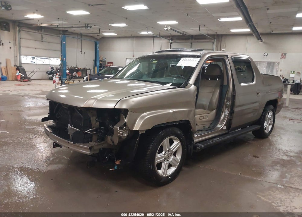 2010 HONDA RIDGELINE RTL VIN: 5FPYK1F59AB012955
