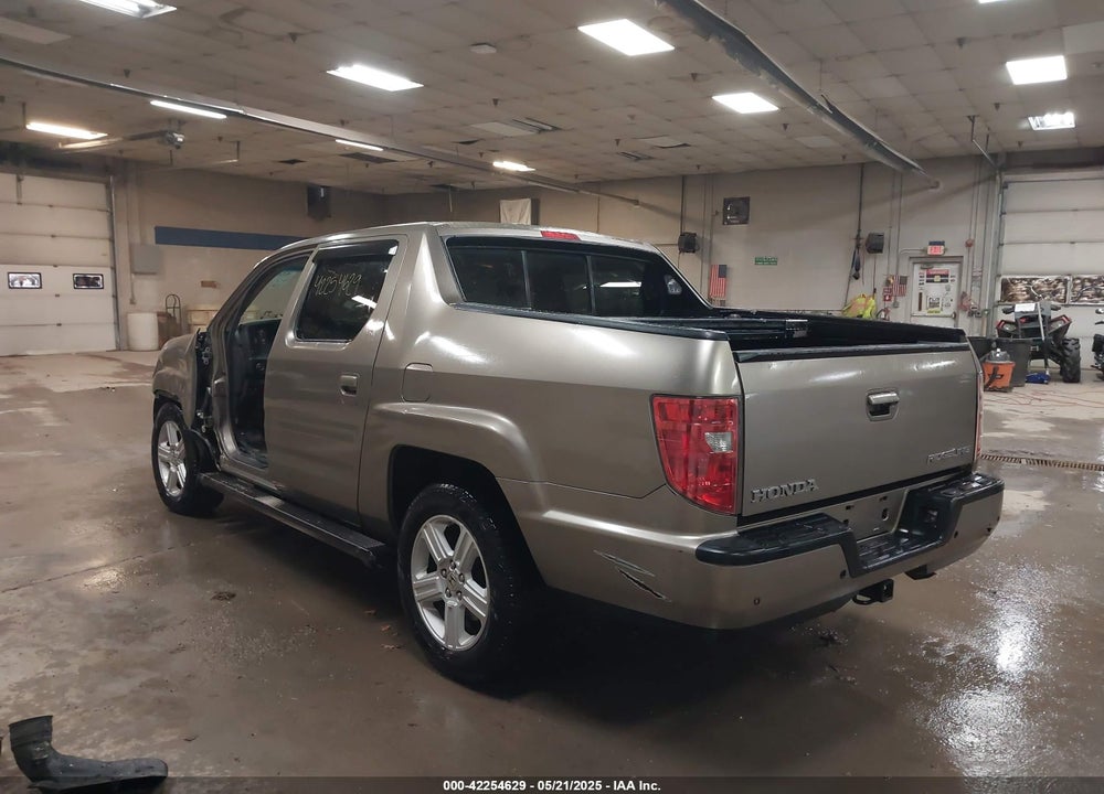 2010 HONDA RIDGELINE RTL VIN: 5FPYK1F59AB012955