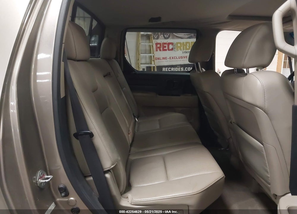 2010 HONDA RIDGELINE RTL VIN: 5FPYK1F59AB012955