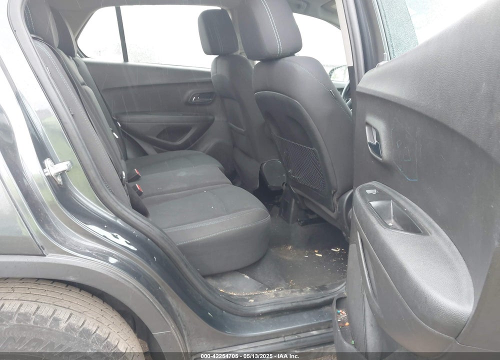 2016 CHEVROLET TRAX VIN: 3GNCJKSB8GL276127