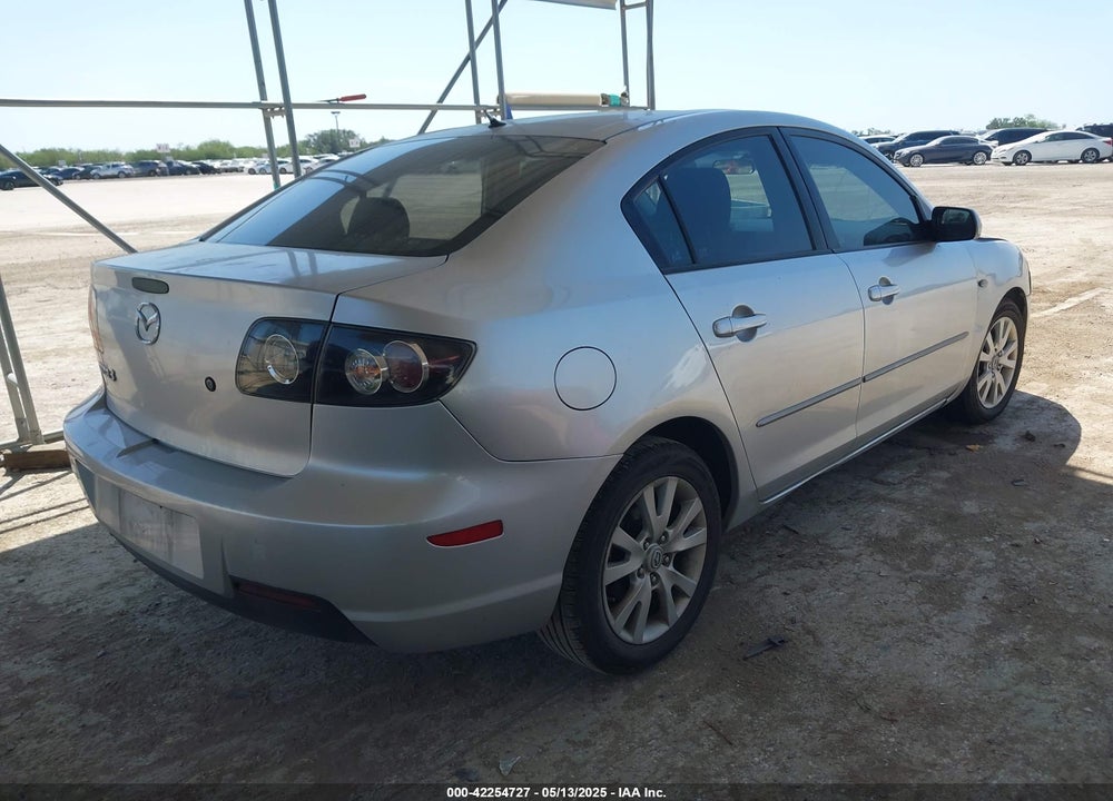 2008 MAZDA MAZDA3 VIN: JM1BK32G981815219