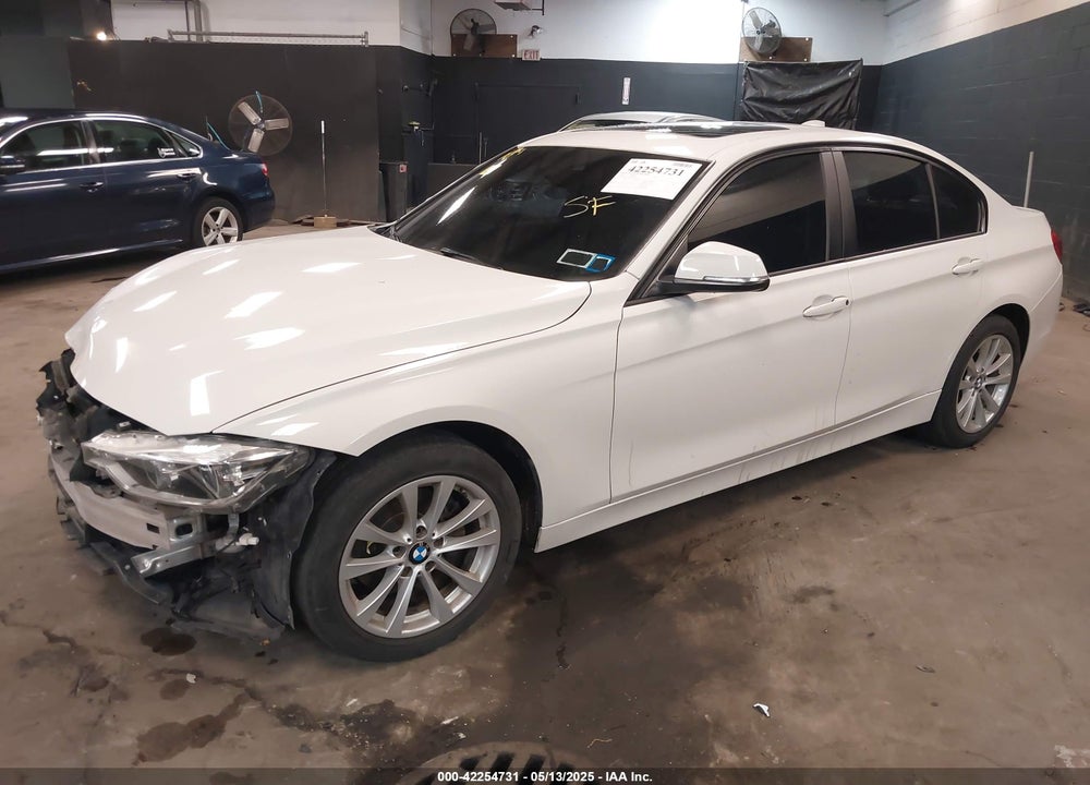 2018 BMW 320I XDRIVE VIN: WBA8E5G5XJNU45768