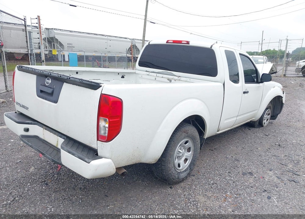 2017 NISSAN FRONTIER VIN: 1N6BD0CT1HN754605