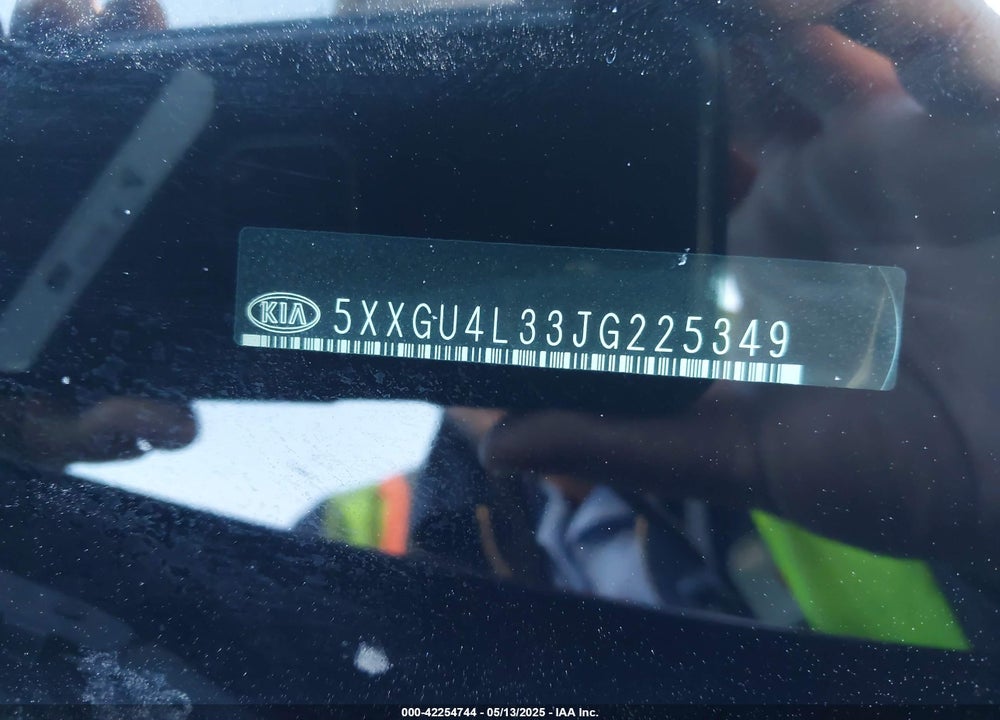 2018 KIA OPTIMA EX VIN: 5XXGU4L33JG225349