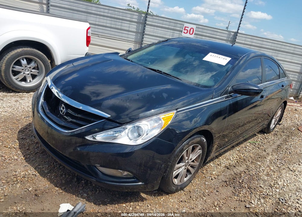 2013 HYUNDAI SONATA VIN: 5NPEB4AC5DH565613
