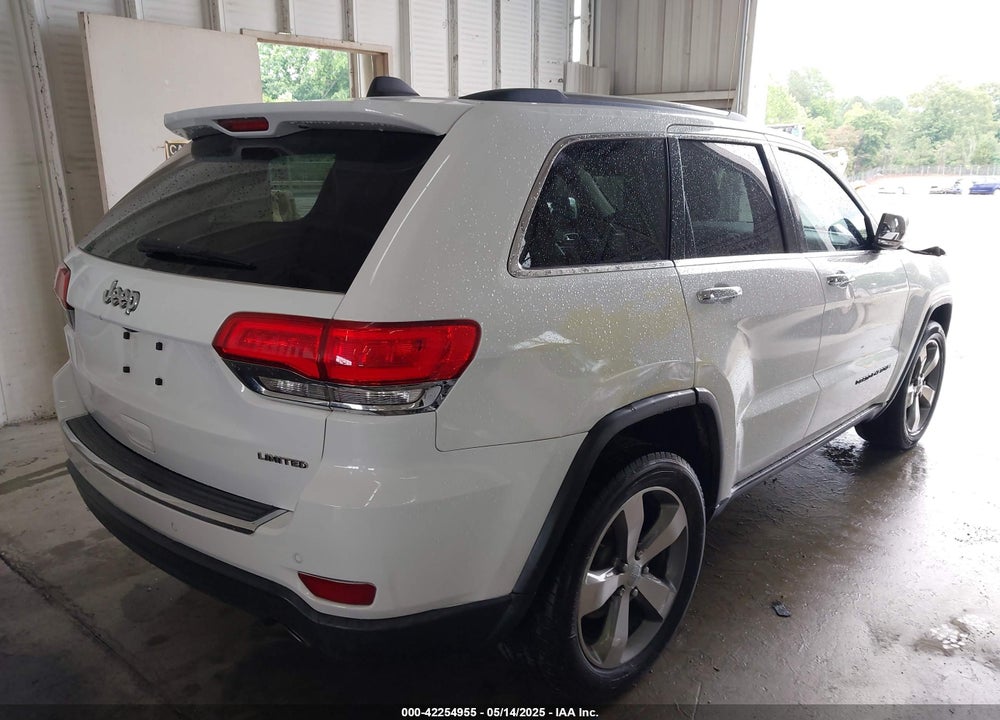 2015 JEEP GRAND CHEROKEE VIN: 1C4RJEBG0FC614081