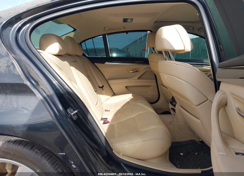 2011 BMW 550I VIN: WBAFR9C59BC617875