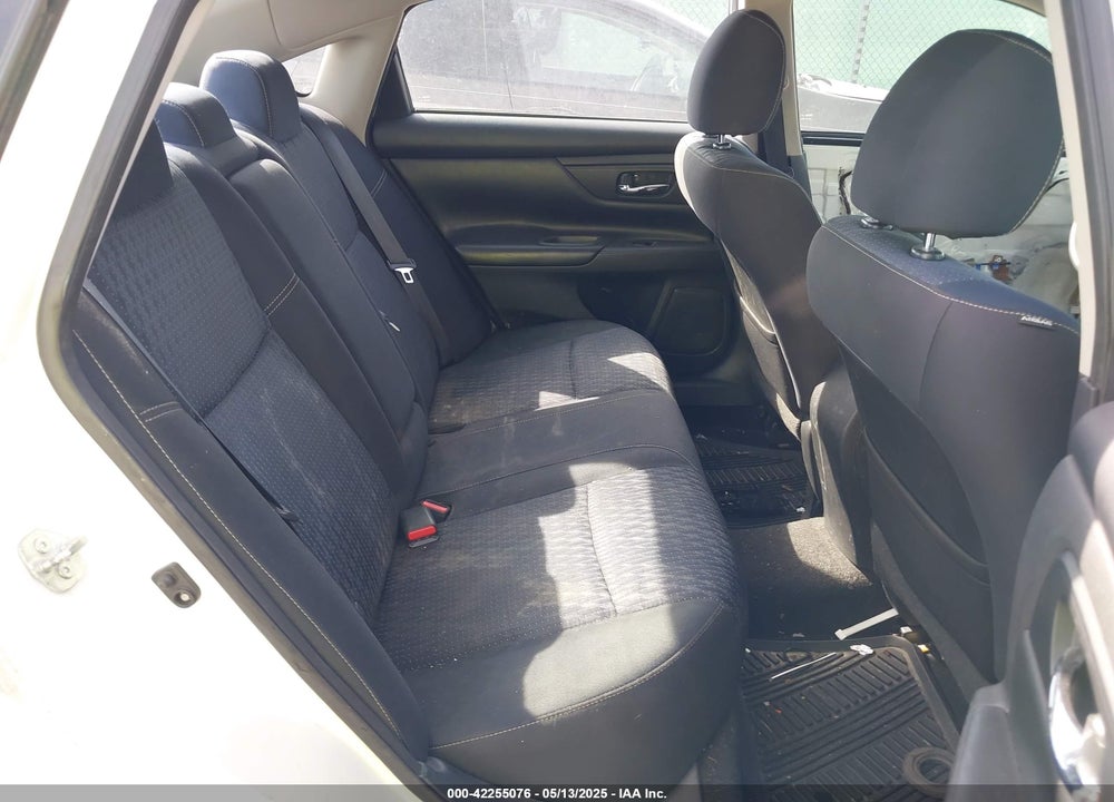 2016 NISSAN ALTIMA VIN: 1N4AL3AP4GN318456