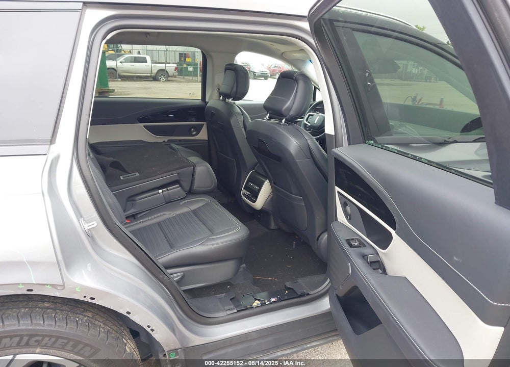 2024 LINCOLN NAUTILUS VIN: 5LMPJ8K45RJ835358