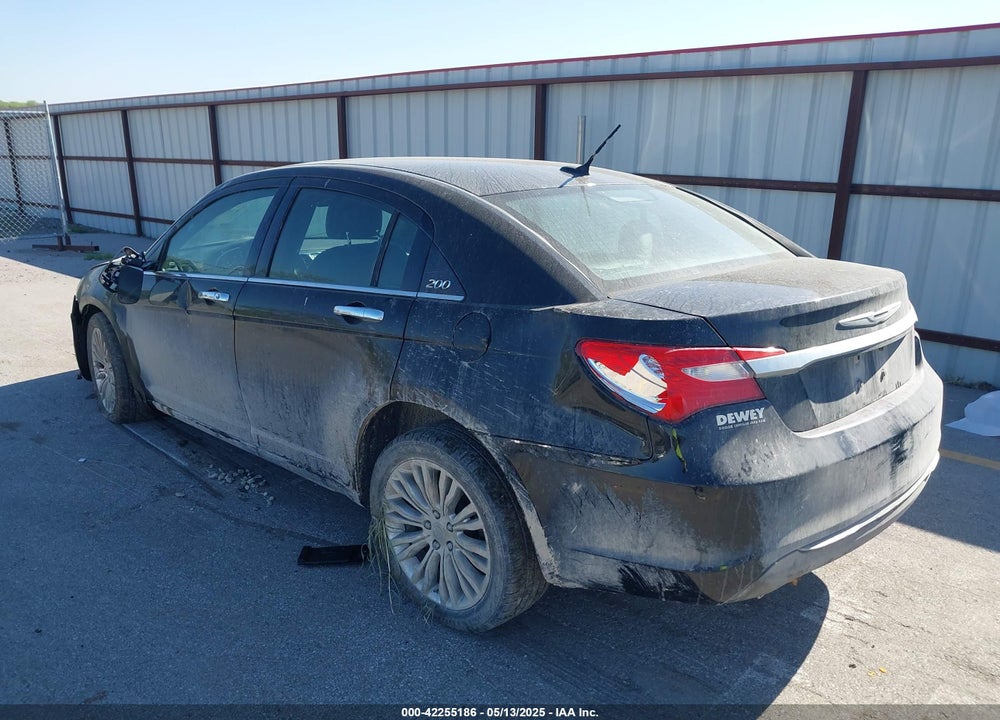 2011 CHRYSLER 200 VIN: 1C3BC2FGXBN618517