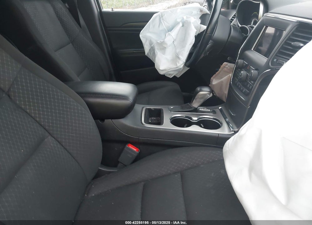 2021 JEEP GRAND CHEROKEE VIN: 1C4RJFAG2MC600025