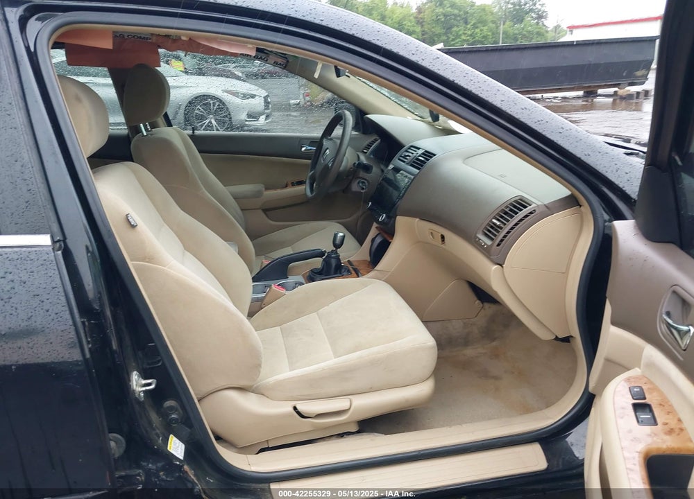 2004 HONDA ACCORD VIN: 1HGCM55704A102484