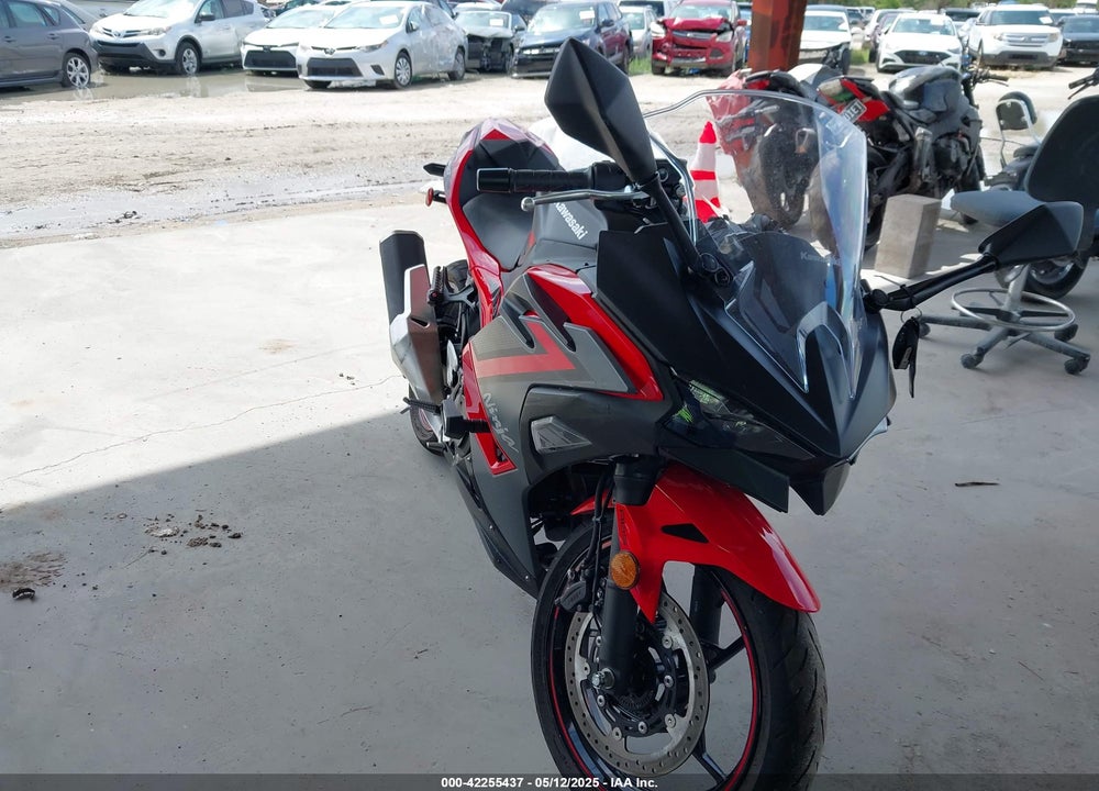 2025 KAWASAKI EX500 A/B VIN: ML5EXGJ14SDA38082