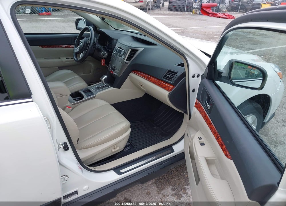2011 SUBARU OUTBACK 2.5I LIMITED VIN: 4S4BRCJC0B3396503