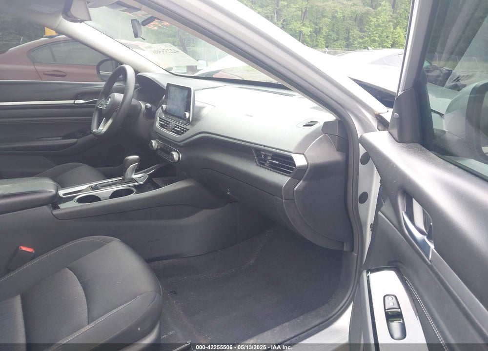 2021 NISSAN ALTIMA SV FWD VIN: 1N4BL4DV5MN408151