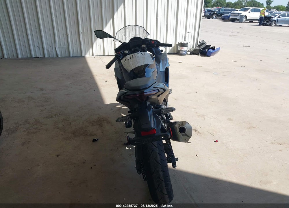 2025 KAWASAKI EX500 A/B VIN: ML5EXGJ10SDA50097