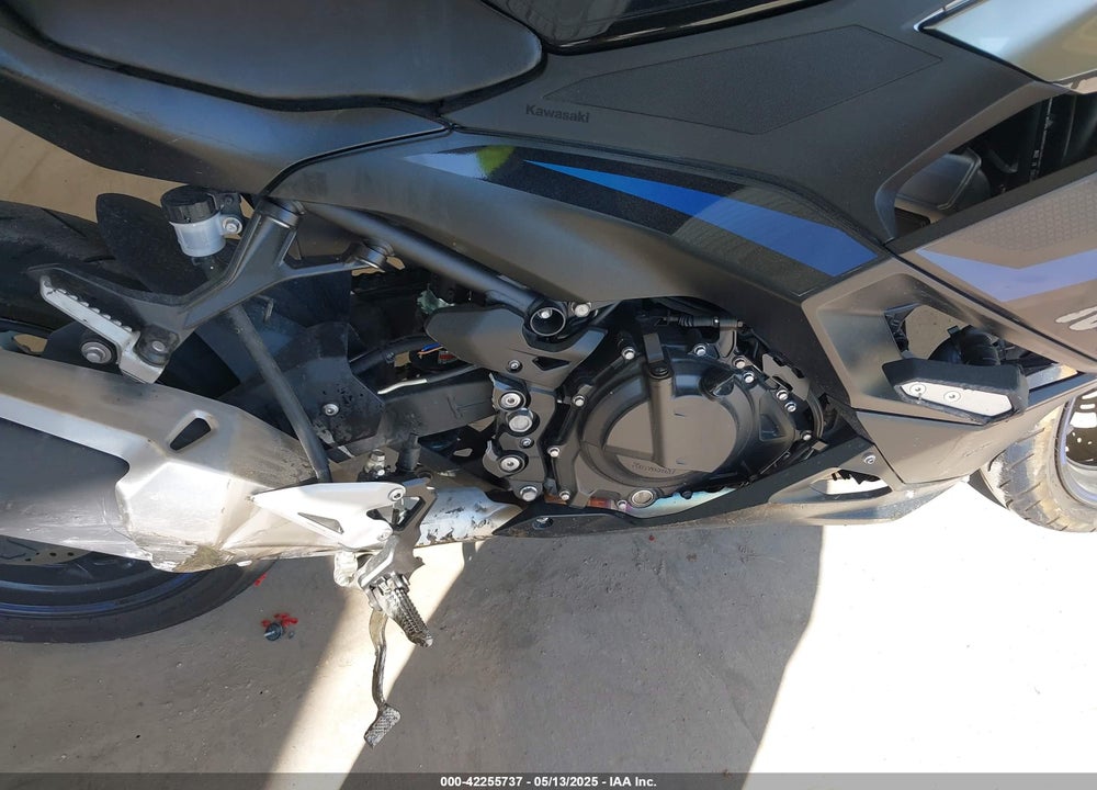 2025 KAWASAKI EX500 A/B VIN: ML5EXGJ10SDA50097