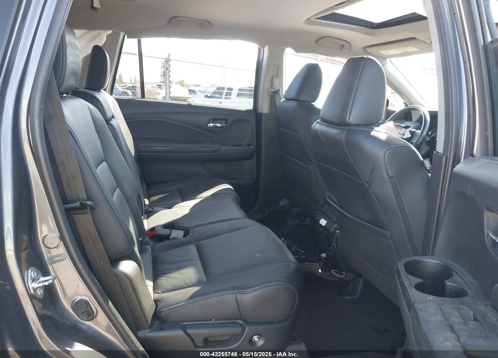 2020 HONDA PILOT 2WD EX-L VIN: 5FNYF5H51LB020830