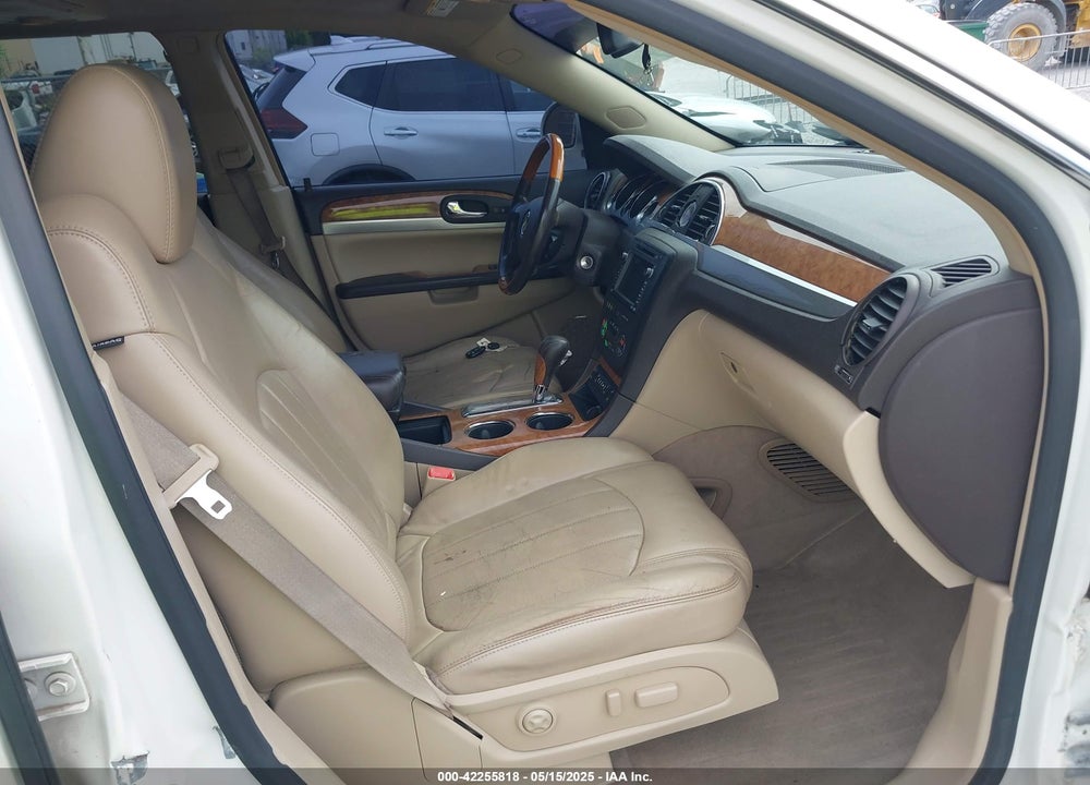 2008 BUICK ENCLAVE CXL VIN: 5GAER23788J299616