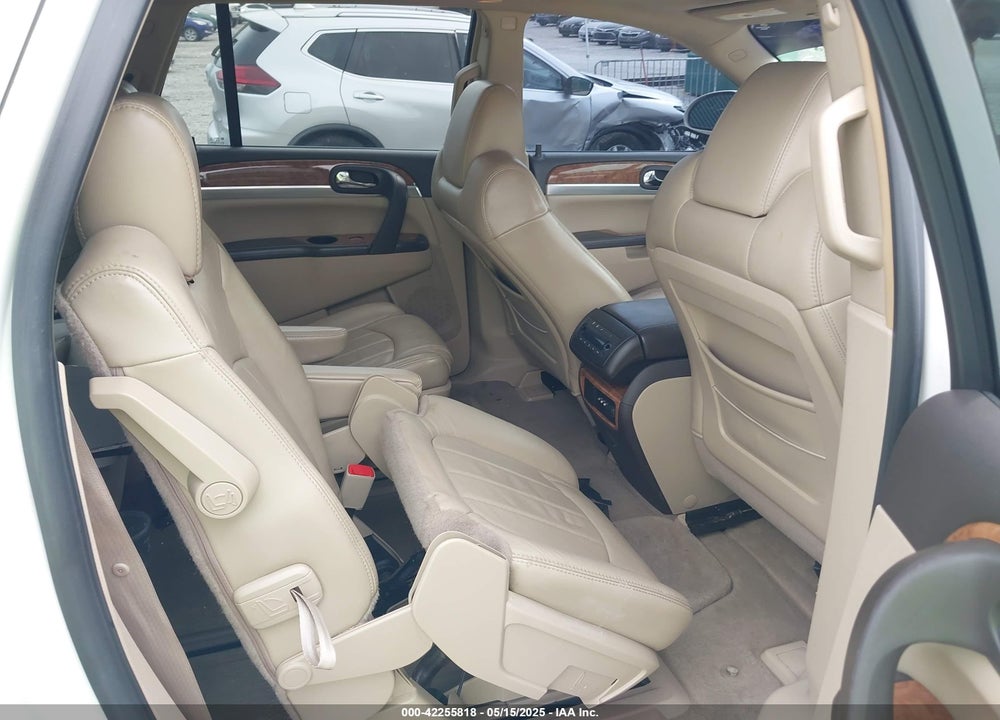 2008 BUICK ENCLAVE CXL VIN: 5GAER23788J299616
