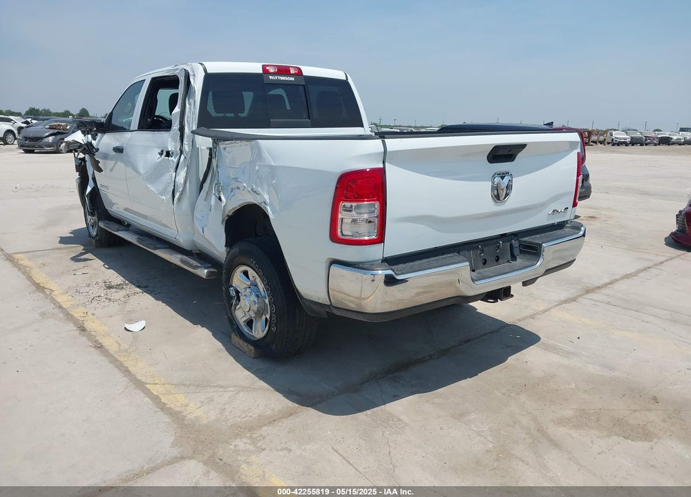 2022 RAM 2500 VIN: 3C6UR5CJ2NG372068