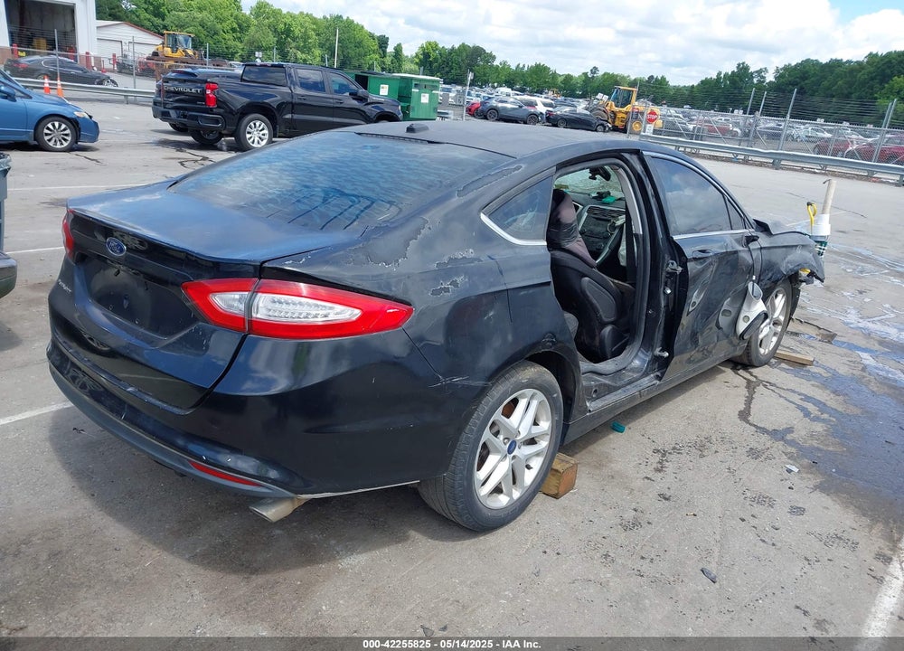 2015 FORD FUSION SE VIN: 3FA6P0H71FR242592