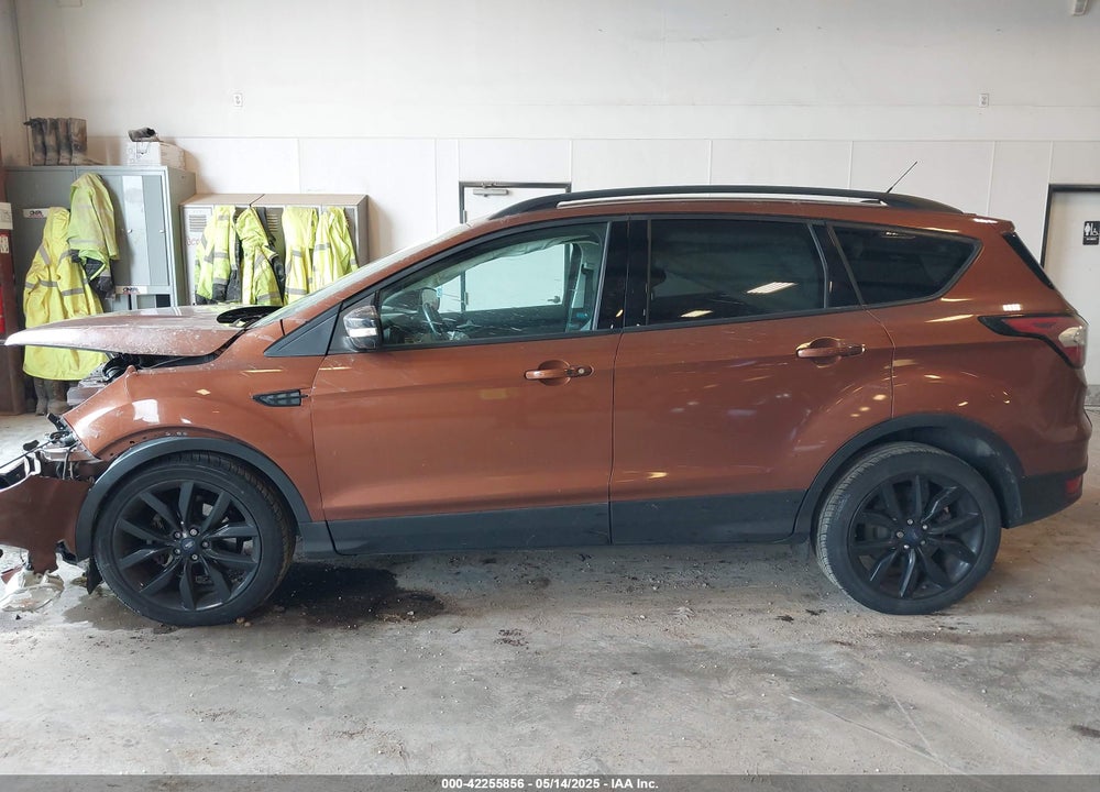 2017 FORD ESCAPE VIN: 1FMCU0JD0HUE22563