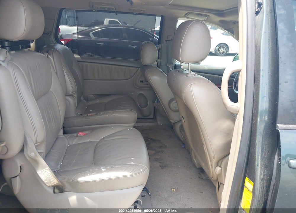 2004 TOYOTA SIENNA VIN: 5TDZA22C84S089360