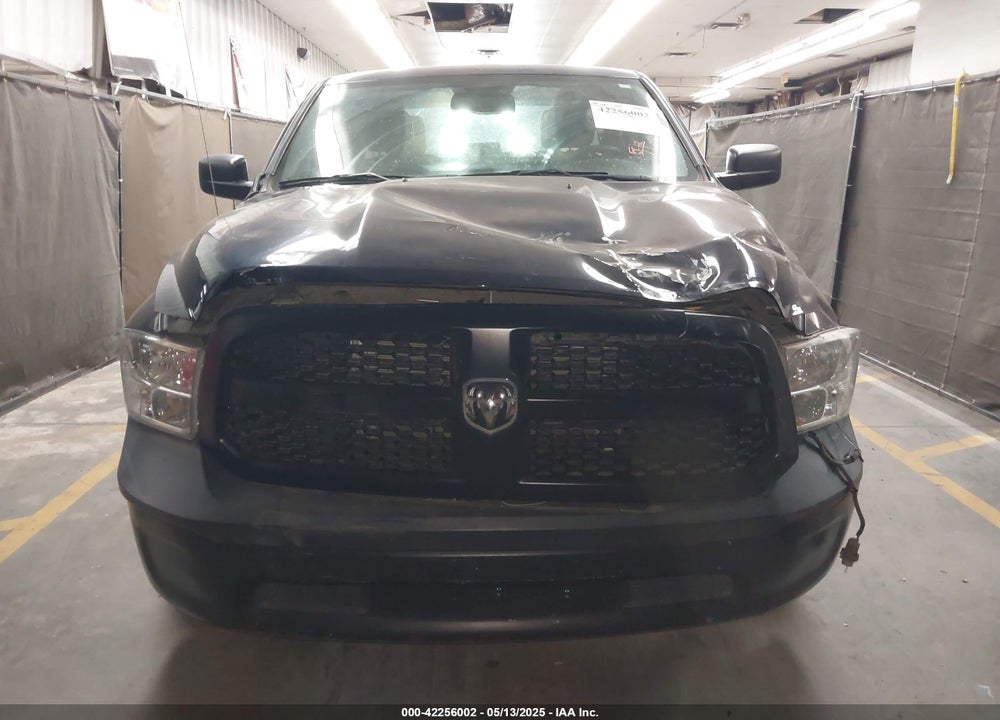 2019 RAM 1500 CLASSIC VIN: 1C6RR6FG8KS586787