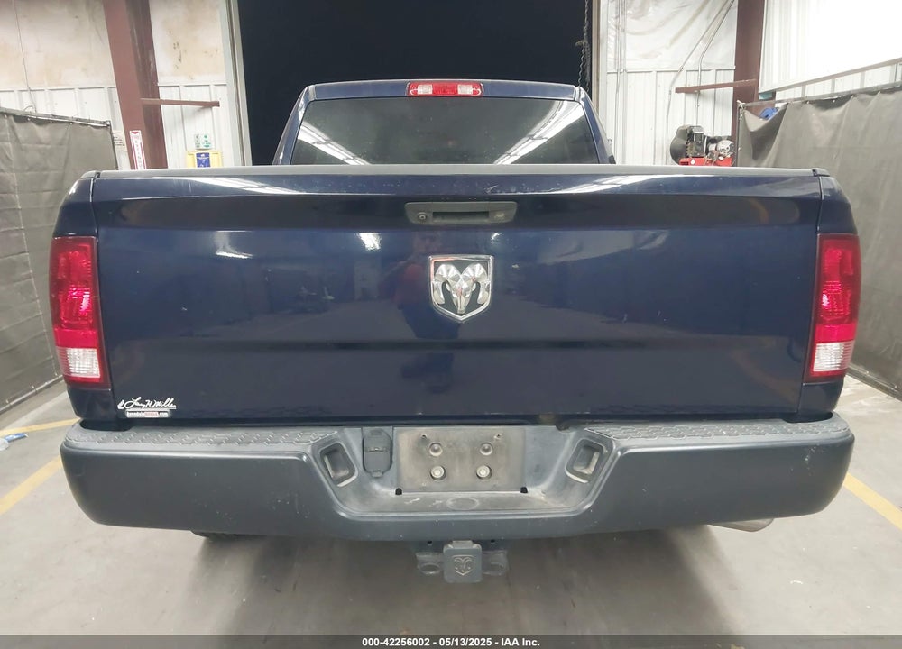 2019 RAM 1500 CLASSIC VIN: 1C6RR6FG8KS586787
