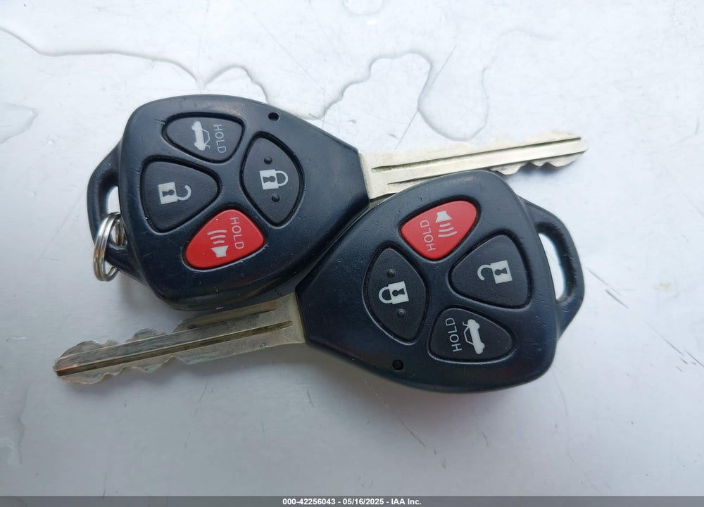 2011 TOYOTA COROLLA LE VIN: 2T1BU4EE4BC624319