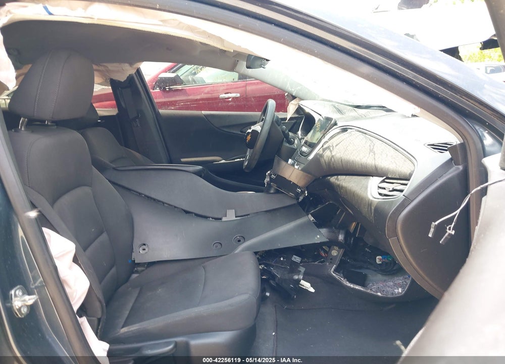 2019 CHEVROLET MALIBU VIN: 1G1ZD5STXKF172884