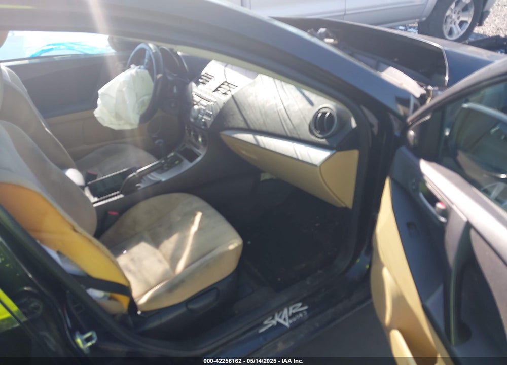 2010 MAZDA 3 VIN: JM1BL1SGXA1324911