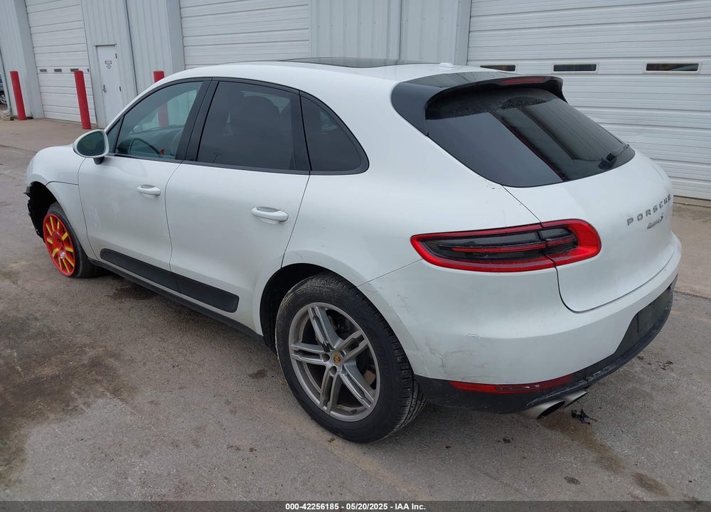 2016 PORSCHE MACAN VIN: WP1AB2A54GLB53864