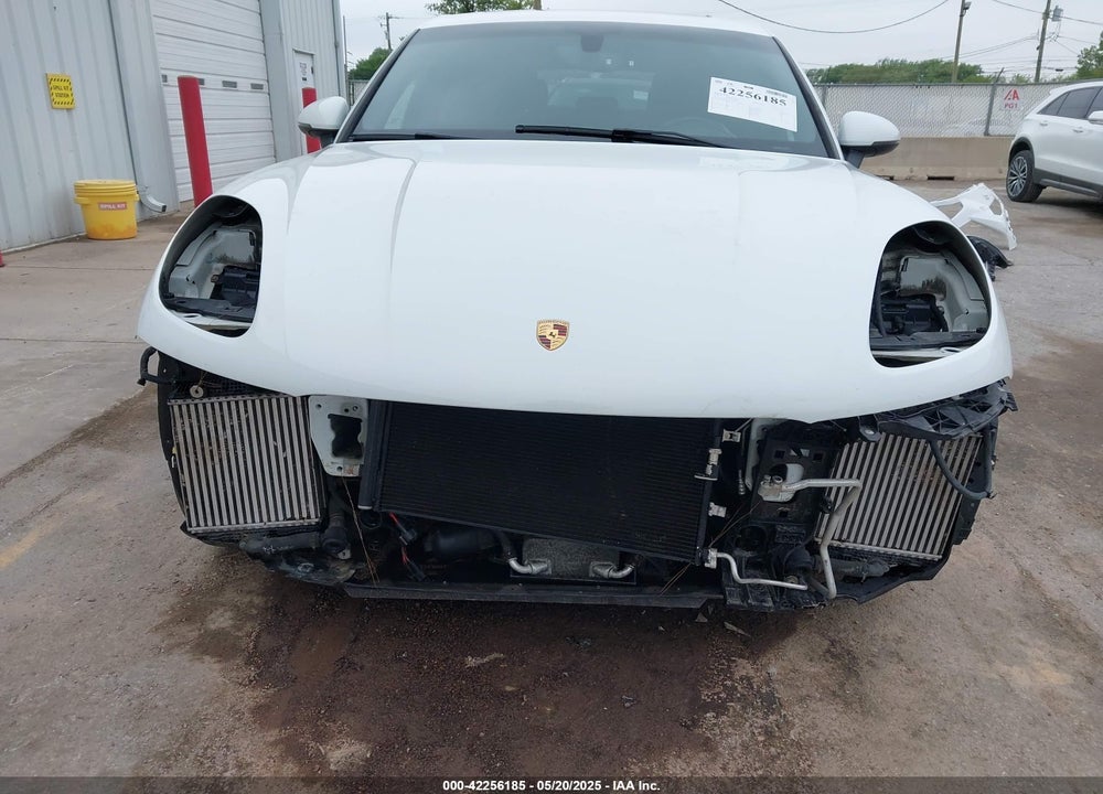 2016 PORSCHE MACAN VIN: WP1AB2A54GLB53864