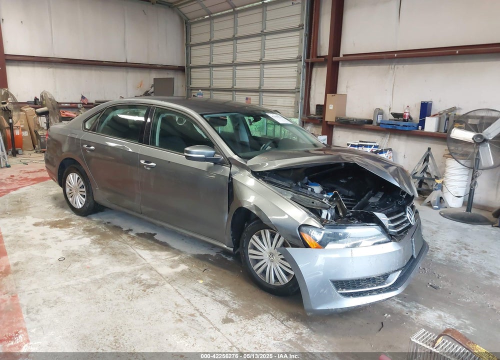 2015 VOLKSWAGEN PASSAT 1.8T S VIN: 1VWAT7A33FC012502